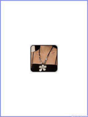 Boho Chunky Silver Flower Leather Cord Pendant Necklace for Women